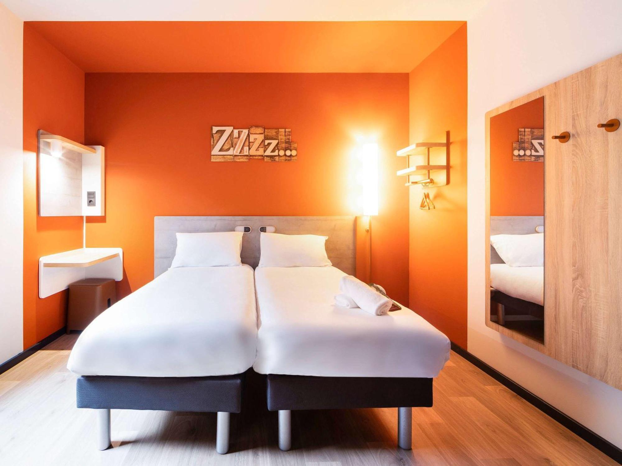 Ibis Budget Bilbao City Экстерьер фото