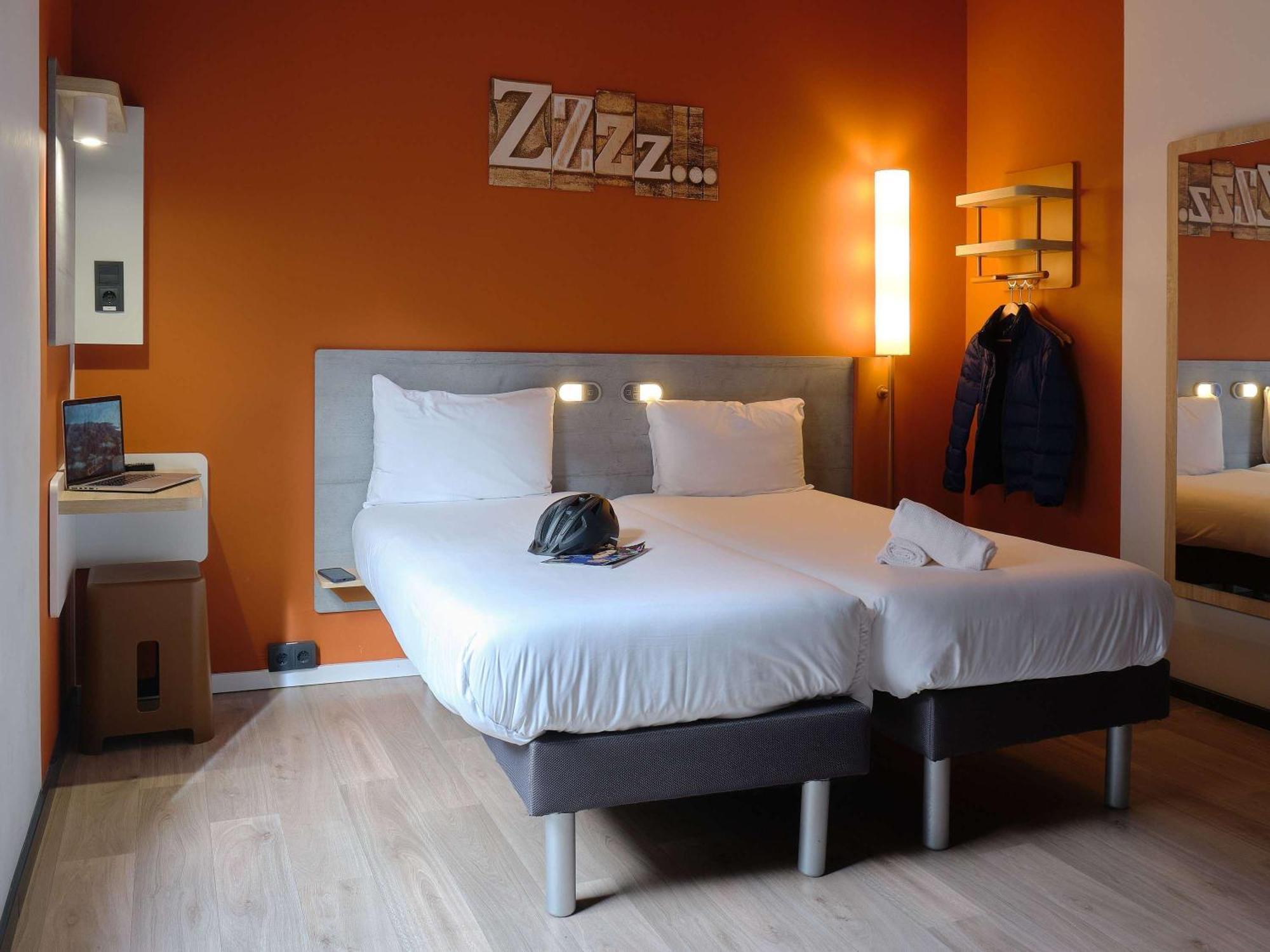 Ibis Budget Bilbao City Экстерьер фото