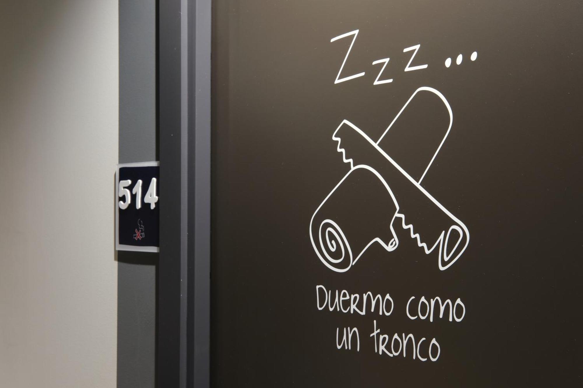 Ibis Budget Bilbao City Экстерьер фото