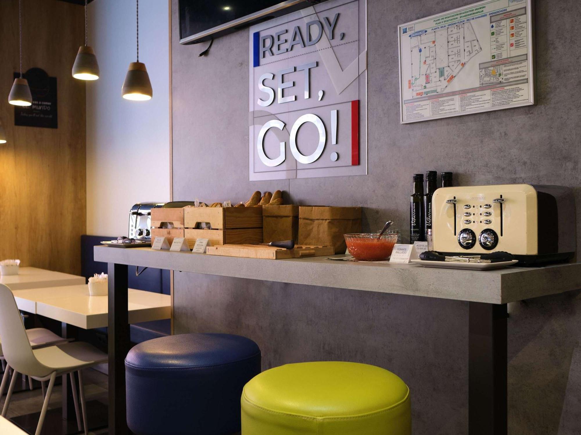 Ibis Budget Bilbao City Экстерьер фото